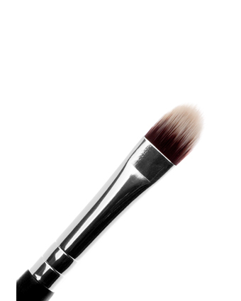 #23 Medium Lip - Spot Concealer Brush